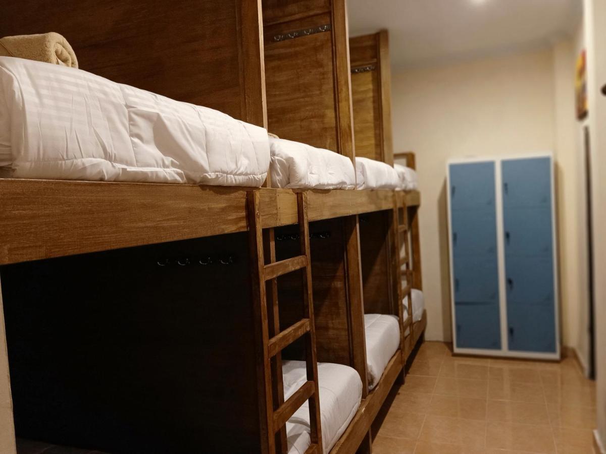 Toyapakeh Happy Penida Hostel מראה חיצוני תמונה